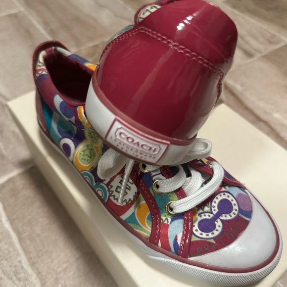 Ladies Coach shoes size 5 - Picture 3 of 4